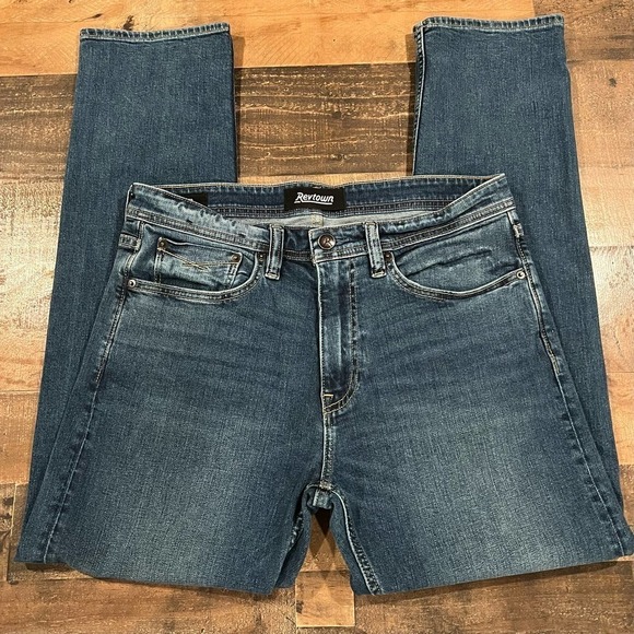 Revtown Sharp Straight Jeans - Picture 7 of 9